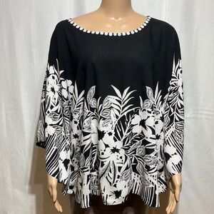 Ruby Rd. Black and White 3/4 Sleeve Boxy Blouse